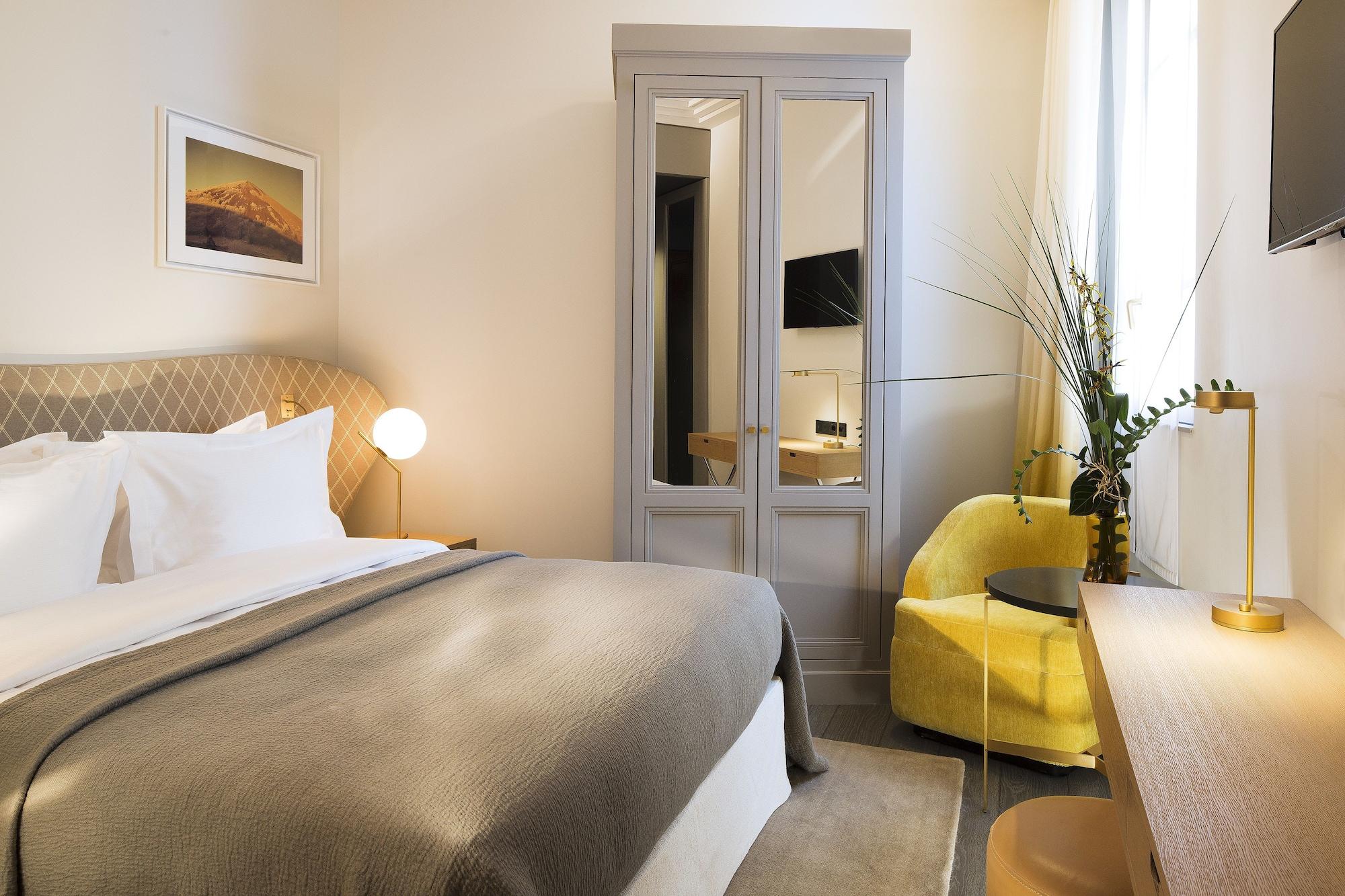 Hotel Le Marianne Paris Ngoại thất bức ảnh